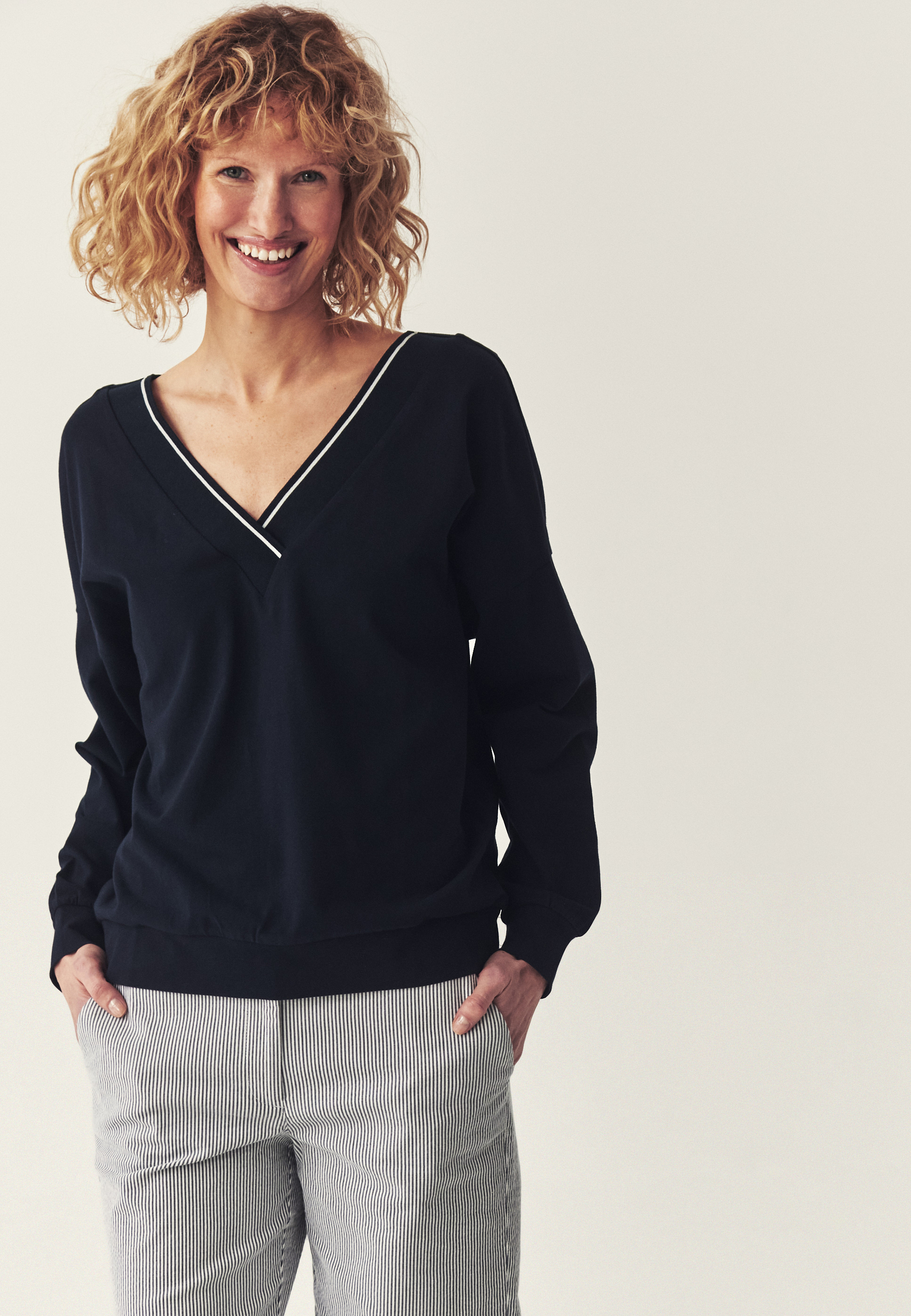 HANORAC LARG, CU BUMBAC - ANEKO