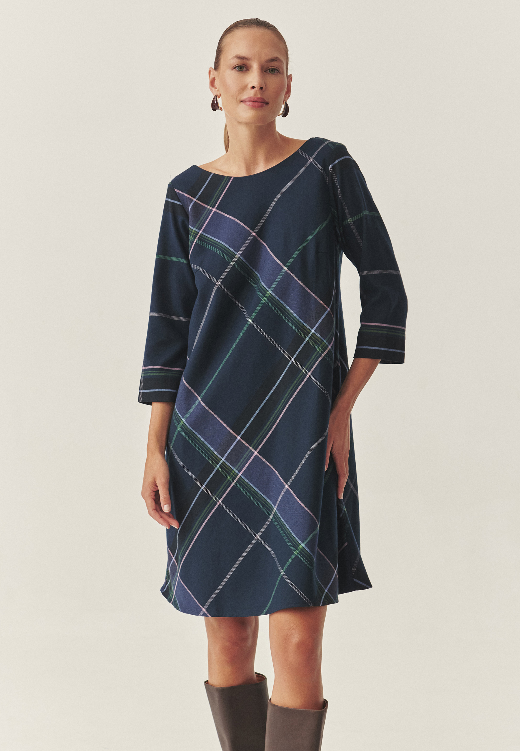 KVAČKANA OBLEKA IZ BLAGA Z ¾ ROKAVI - GRACY VEČBARVNA 2