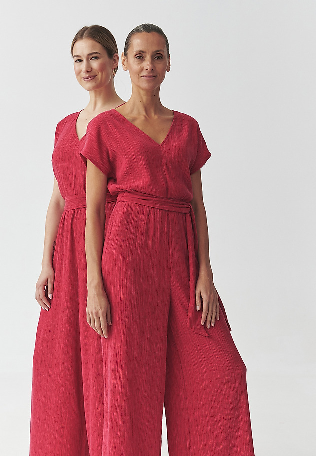FUCHSIA WIDE-LEG JUMPSUIT — KOREKI 1 FUCHSIA WIDE-LEG JUMPSUIT — KOREKI 1 CZERWONY 1