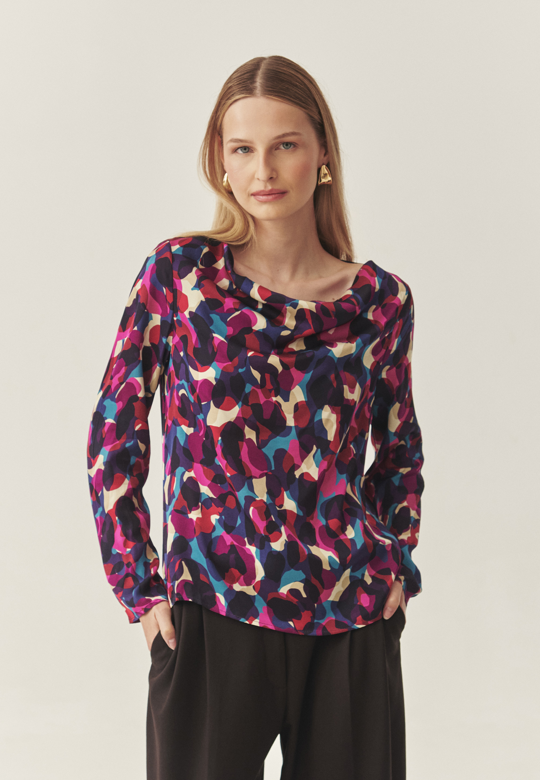 LADIES' SATIN BLOUSE WITH FINE PRINT - DOLLA 2 MULTICOLOR 2