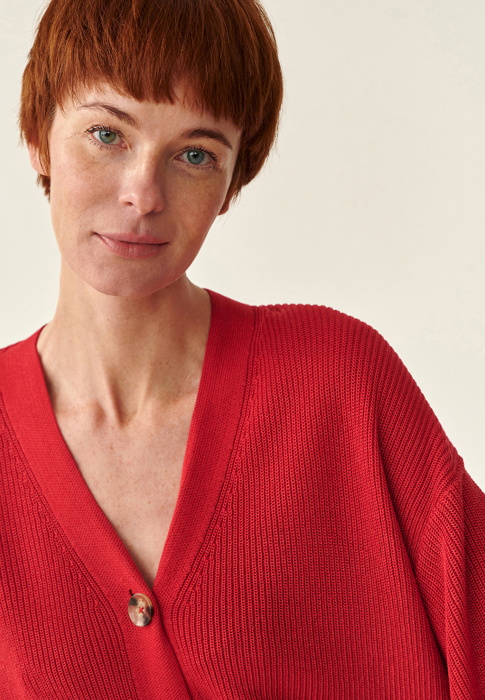 CARDIGAN MADE FROM COOL VISCOSE KAMIKO CARDIGAN MADE FROM COOL VISCOSE KAMIKO RED 79921