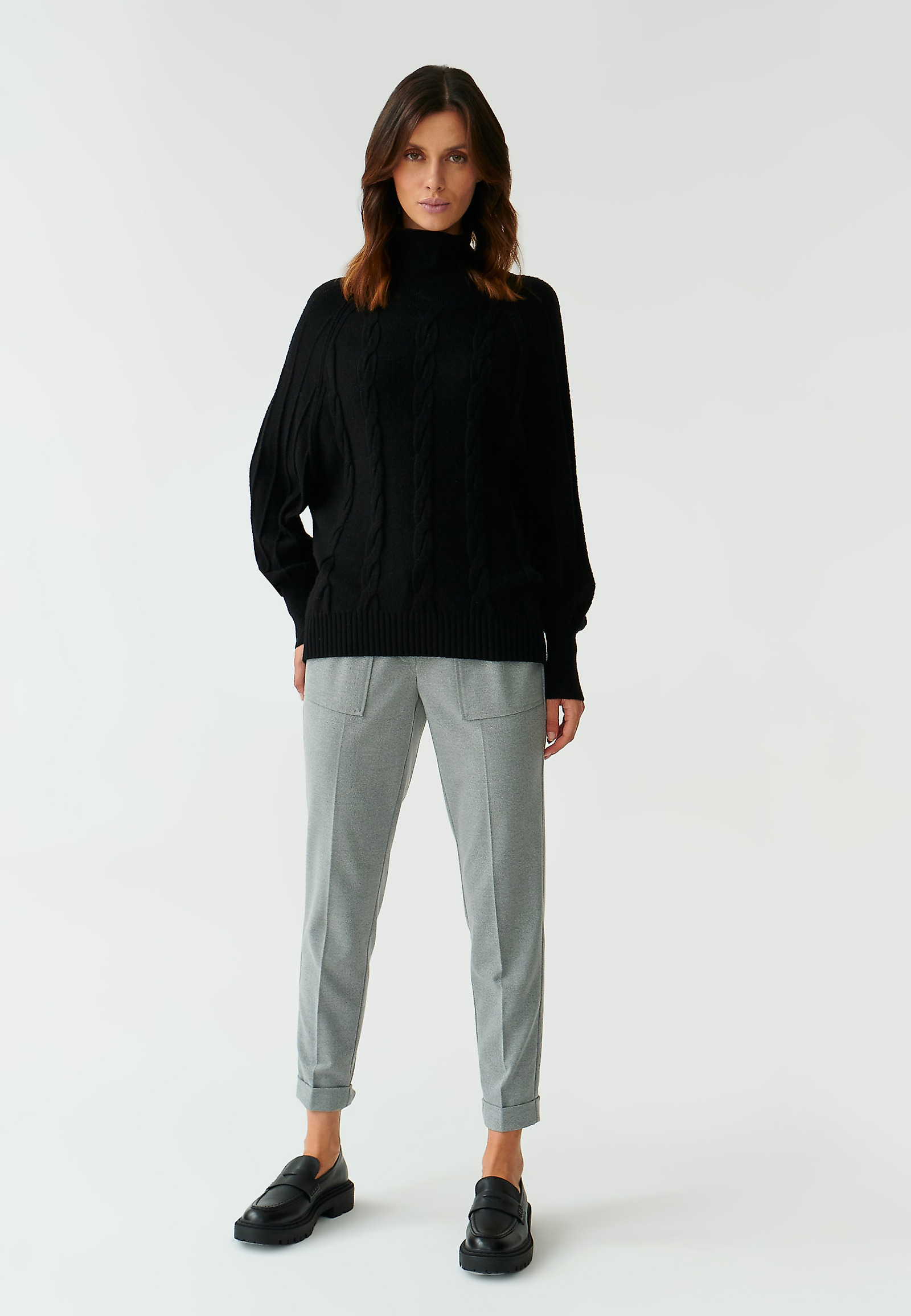 STRUKTURALNY SWETER DAMSKI Z GOLFEM MEDUZA STRUKTURALNY SWETER DAMSKI Z GOLFEM MEDUZA CZARNY 91651