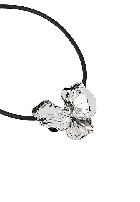 CHOKER S MASÍVNYM KVETOM - FERIA STRIEBORNÁ 2