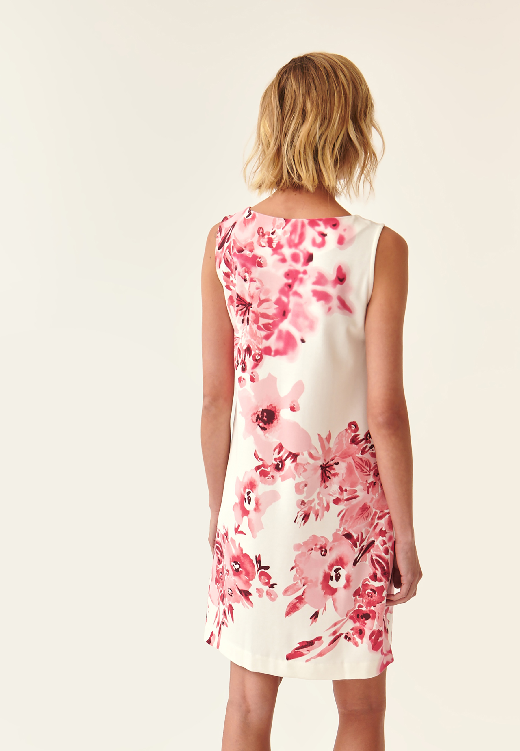 SUKIENKA BEZ RĘKAWA SONATA MULTIKOLOR 2