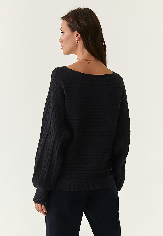 LADIES' SWEATER WITH A BRAIDED CABLE KNIT WENDA LADIES' SWEATER WITH A BRAIDED CABLE KNIT WENDA GRANATOWY 2