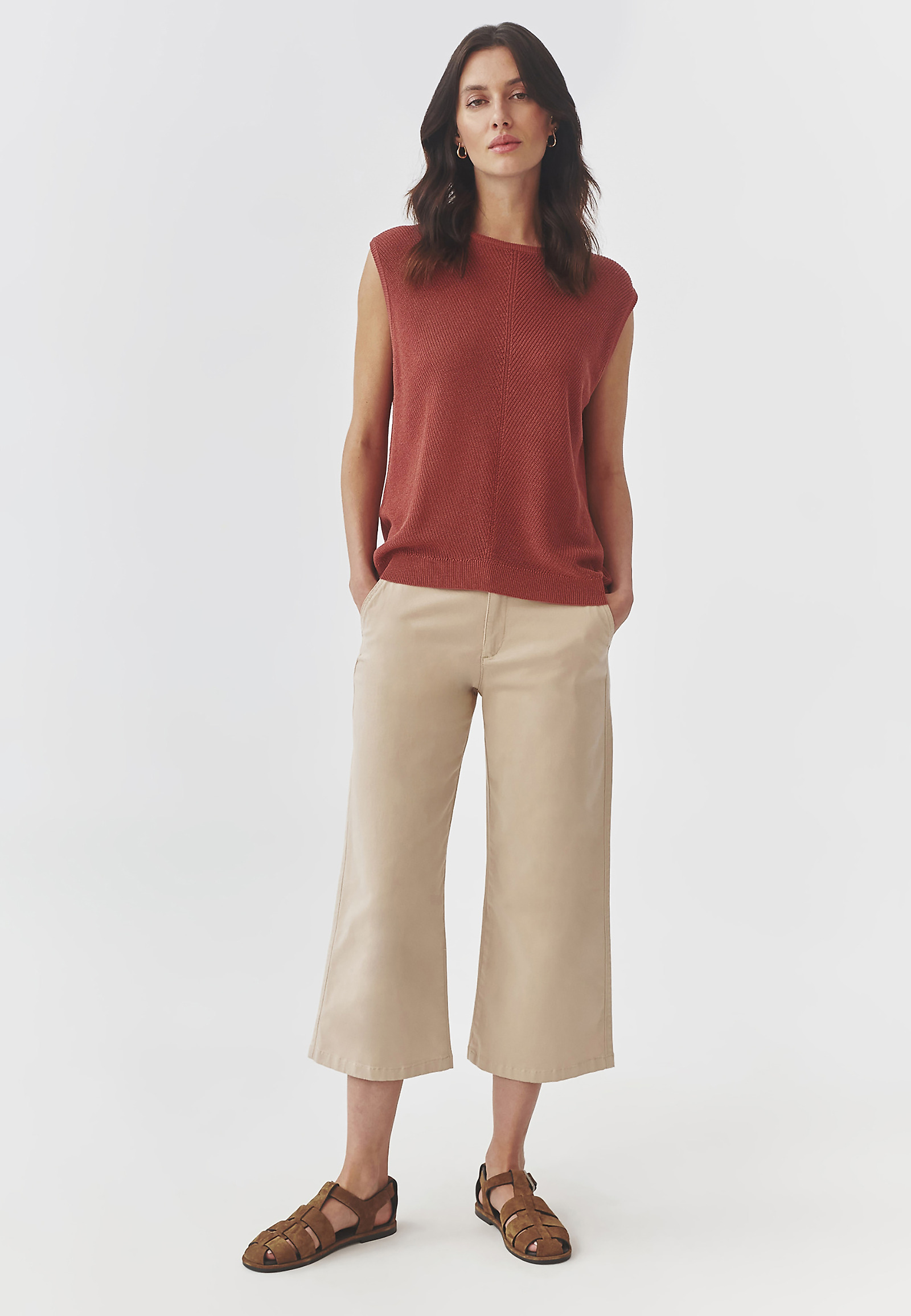 KLASIČNA ŽENSKA BLUZA BREZ ROKAVOV - SIKRA KLASIČNA ŽENSKA BLUZA BREZ ROKAVOV - SIKRA ROŽNATA 97206