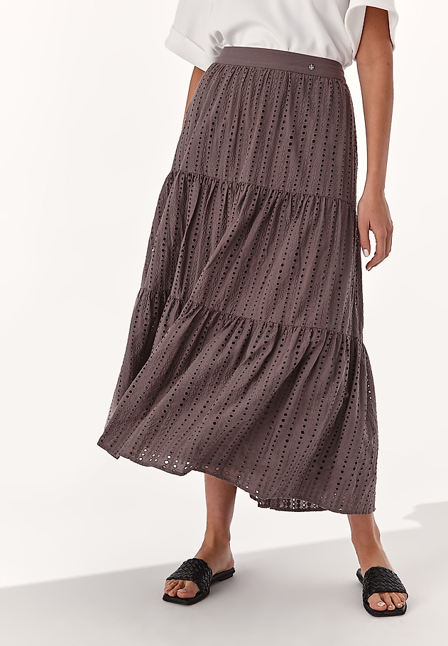 MAXI SKIRT WITH EMBROIDERY CHIKA MAXI SKIRT WITH EMBROIDERY CHIKA BRĄZOWY 2