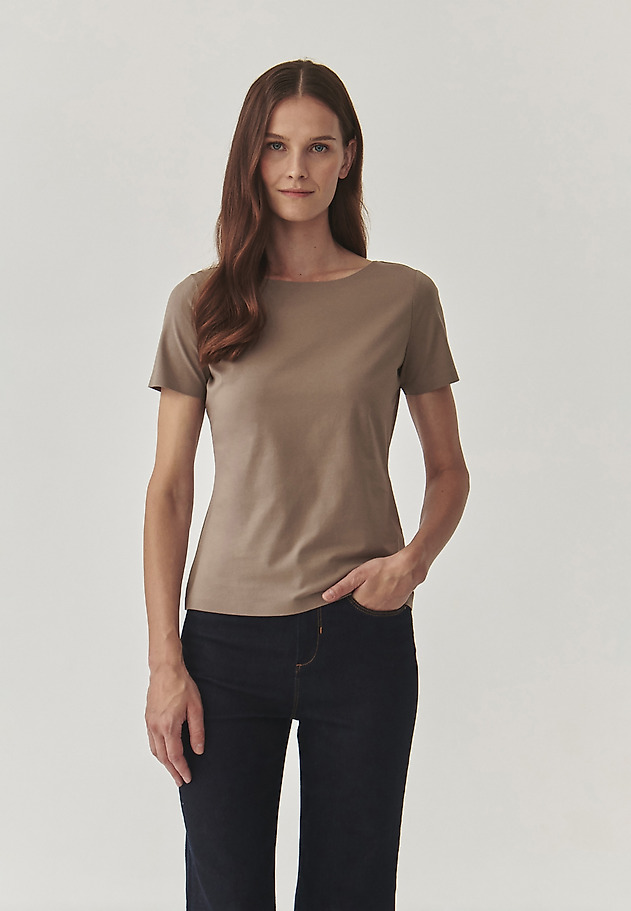 LADIES’ BLOUSE WITH SEAMLESS FINISH - MIKAJA LADIES’ BLOUSE WITH SEAMLESS FINISH - MIKAJA BEIGE 1