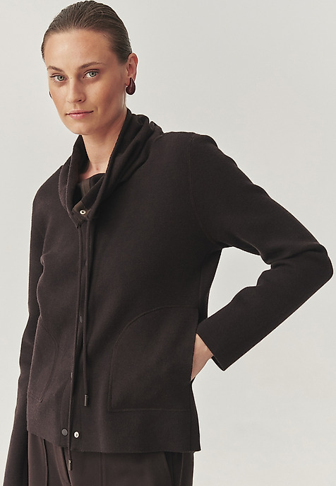 SWETER Z REGULOWANĄ STÓJKĄ - MARTENA SWETER Z REGULOWANĄ STÓJKĄ - MARTENA