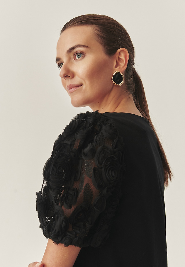 COTTON BLOUSE WITH FLORAL DETAILS - MENORIA 1 COTTON BLOUSE WITH FLORAL DETAILS - MENORIA 1 BLACK 5