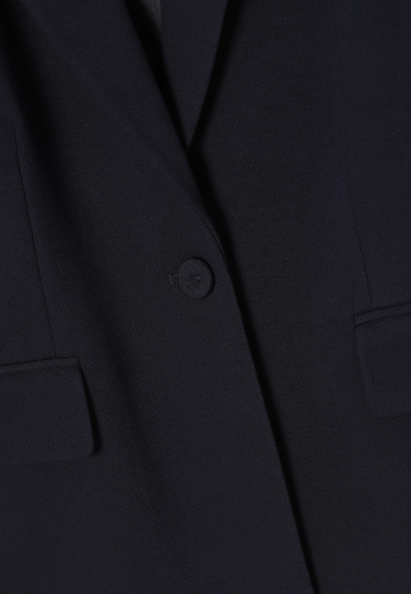 VLNĚNÝ BLAZER S KNOFLÍKOVÝM ZÁVĚSEM - SERMA VLNĚNÝ BLAZER S KNOFLÍKOVÝM ZÁVĚSEM - SERMA TMAVĚ MODRÁ 113734