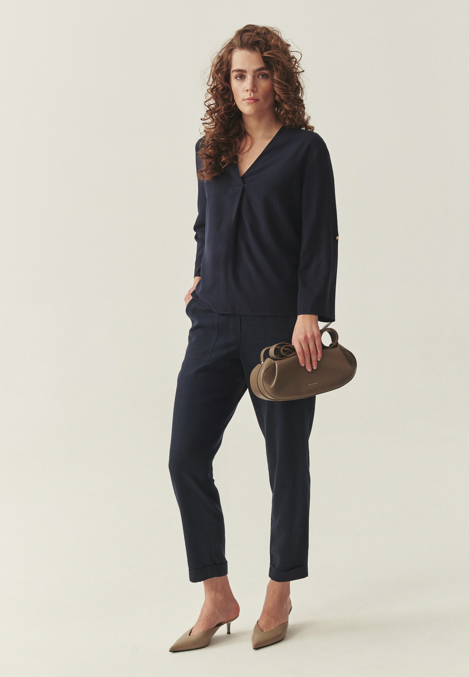 TROUSERS WITH LENZING™ ECOVERO™ VISCOSE AND TENCEL™ LYOCELL -  SUDIKARIA NAVY BLUE 2