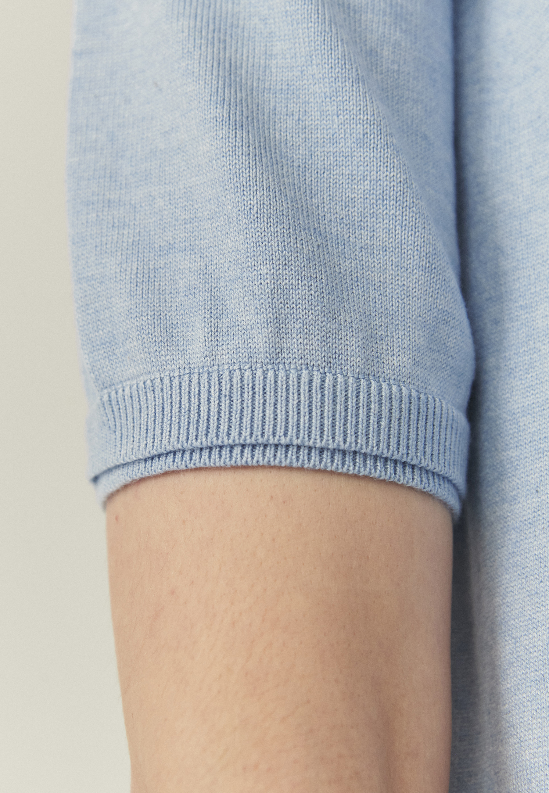 DZIANINOWA BLUZKA Z WISKOZĄ LENZING™ ECOVERO™ - AVO NIEBIESKI 2