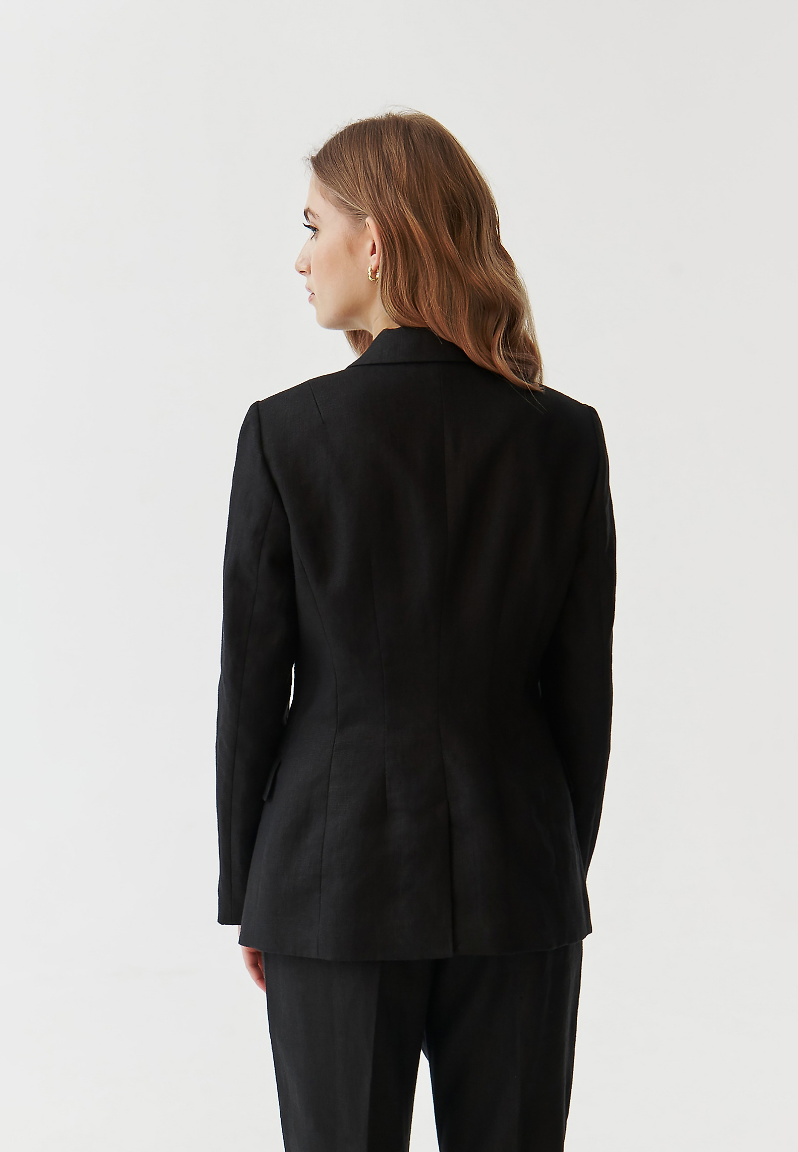 STYLOWY TKANINOWY ŻAKIET JEDNORZĘDOWY - LAMIA 2 STYLOWY TKANINOWY ŻAKIET JEDNORZĘDOWY - LAMIA 2 CZARNY 96720