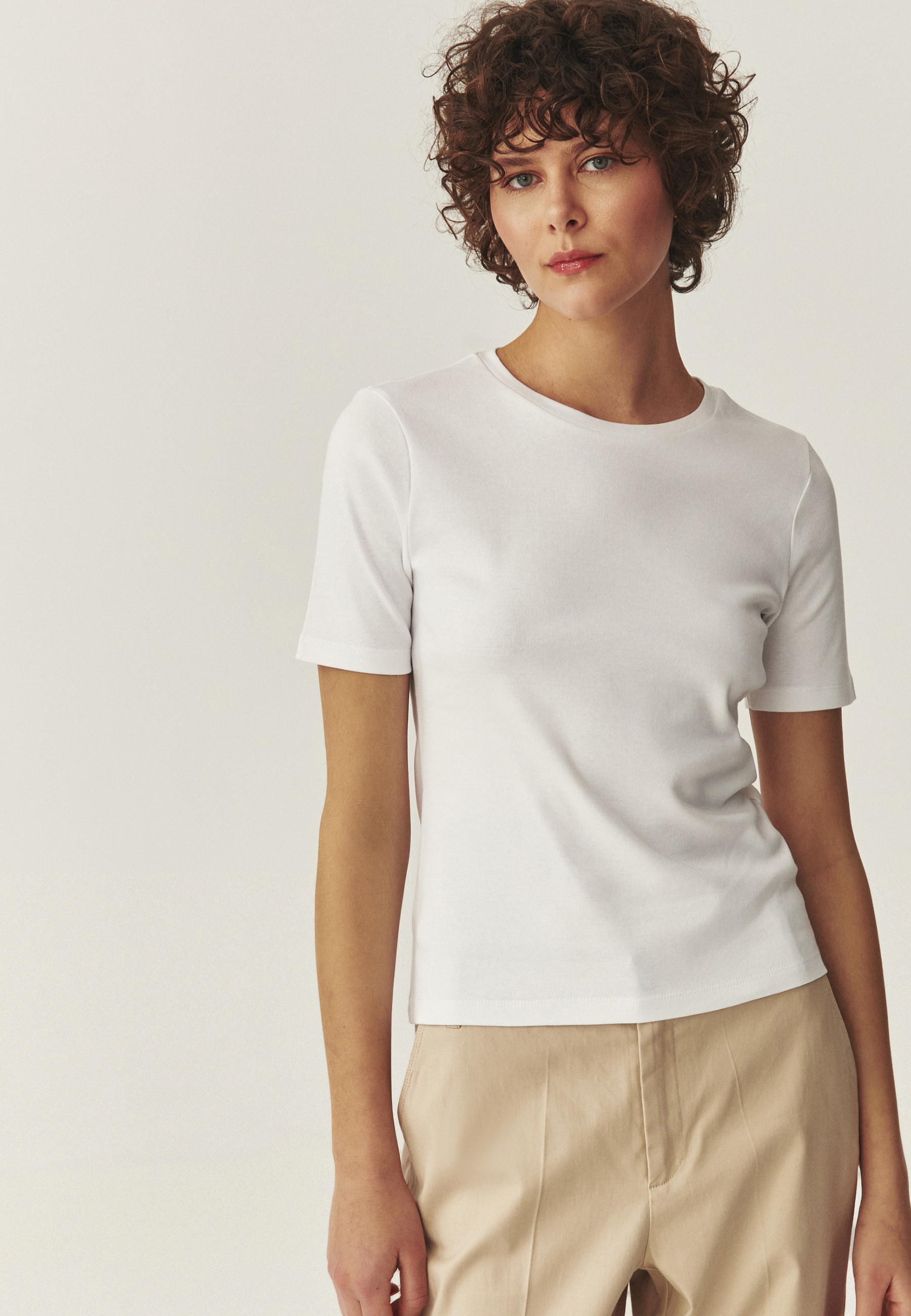 BAVLNENÉ TRIČKO S KRÁTKYMI RUKÁVMI - KIRI BIELA 2