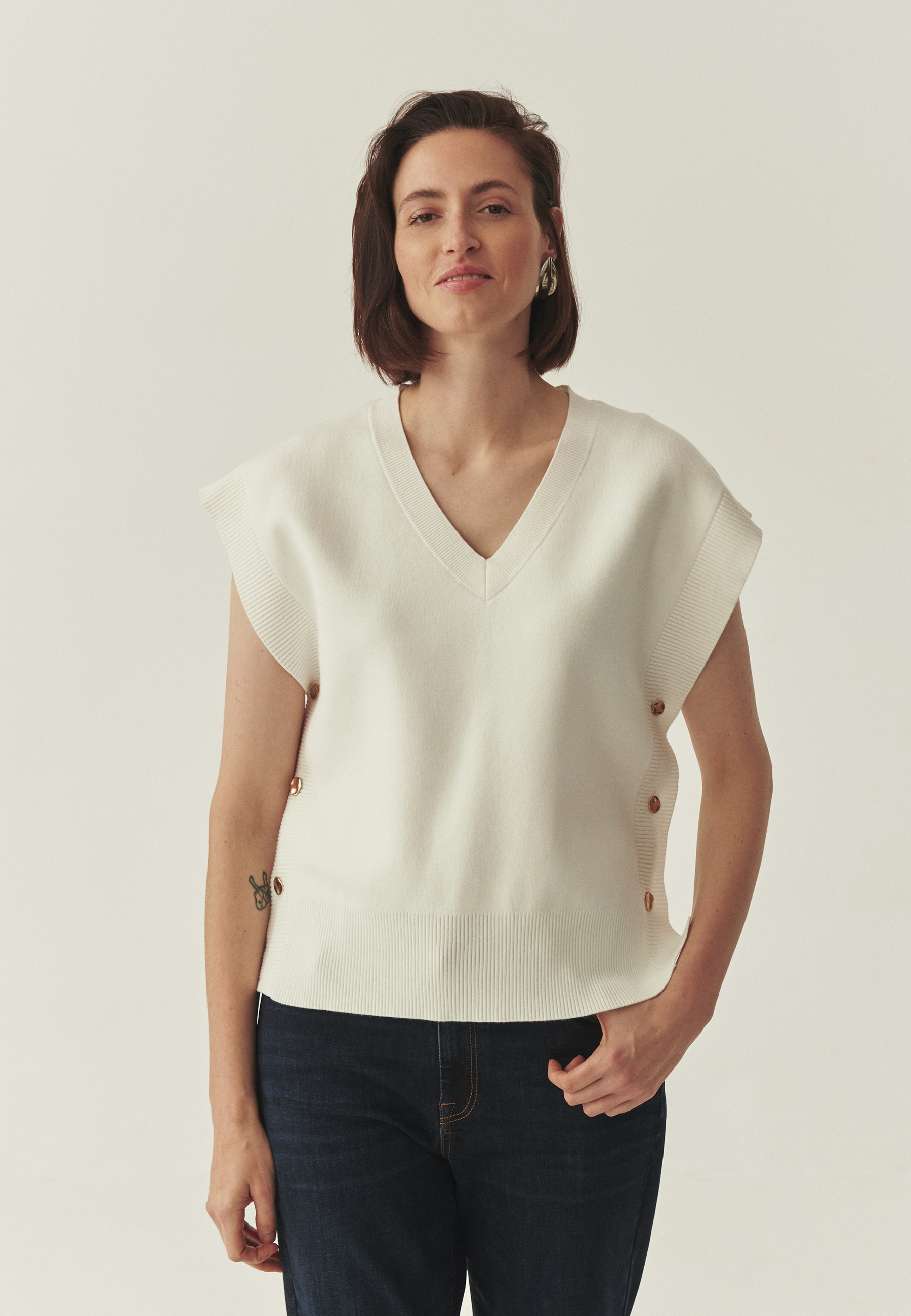 KAMIZELKA Z WISKOZĄ LENZING™ ECOVERO™ - KAMA 1 BIAŁY 2