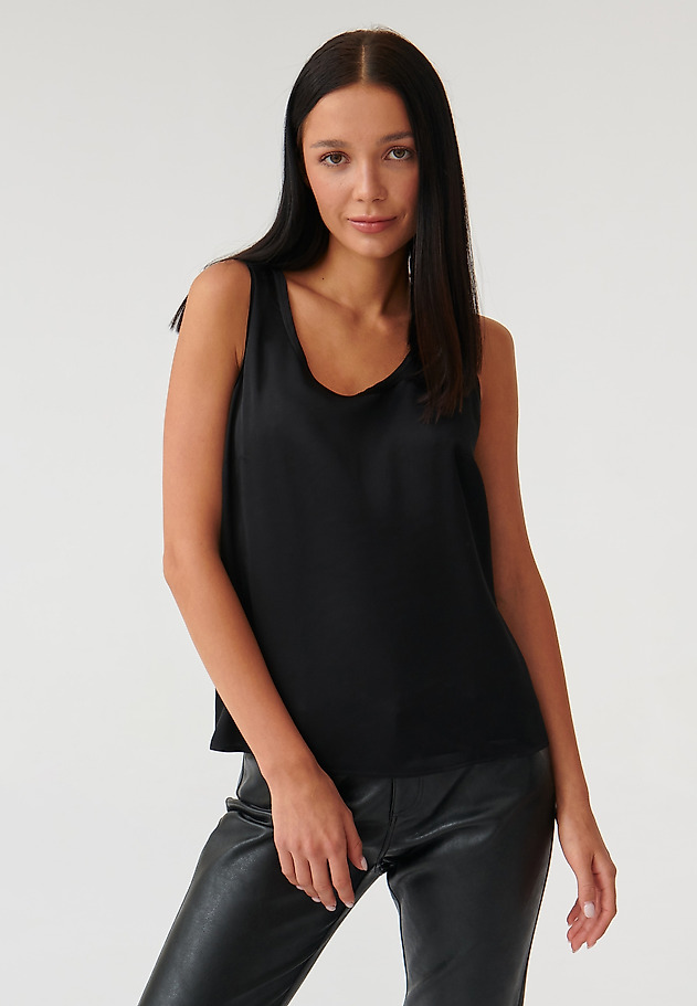 LADIES’ SLEEVELESS BLOUSE BIRMA LADIES’ SLEEVELESS BLOUSE BIRMA BLACK 1