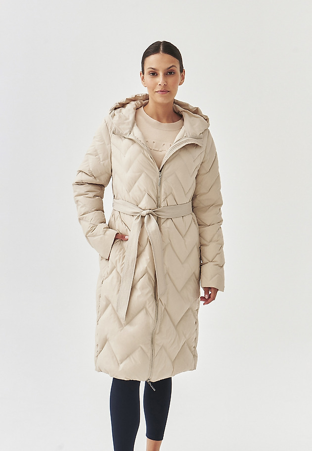 LADIES' PUFF COAT WITH HOOD AND TIE BELT - GAMI LADIES' PUFF COAT WITH HOOD AND TIE BELT - GAMI BEŻOWY 5