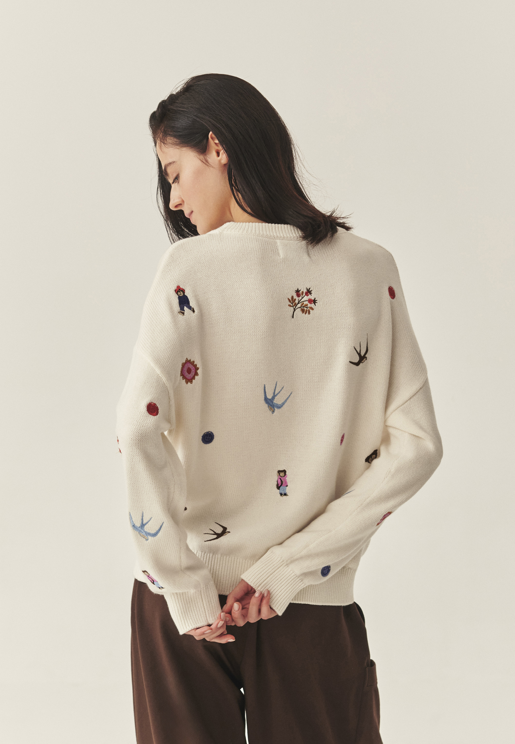 HAFTOWANY SWETER Z BAWEŁNĄ - CHER BEŻOWY 2