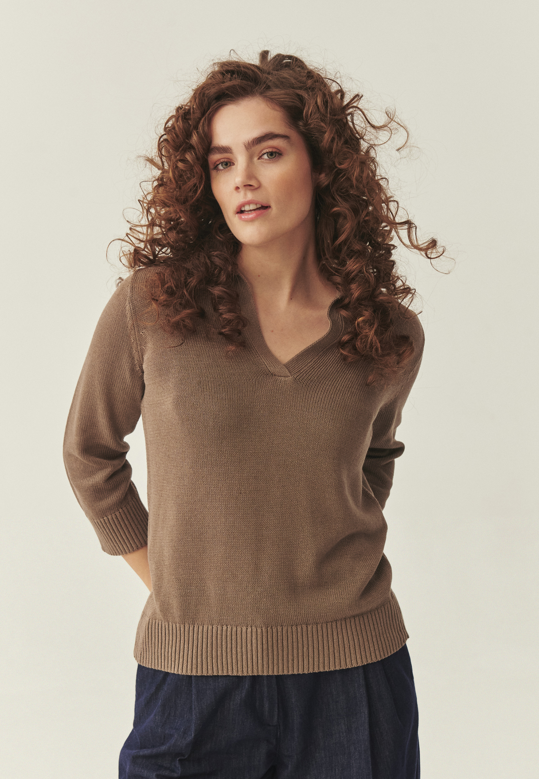 SWETER Z DOMIESZKĄ LNU - IVA BEŻOWY 2