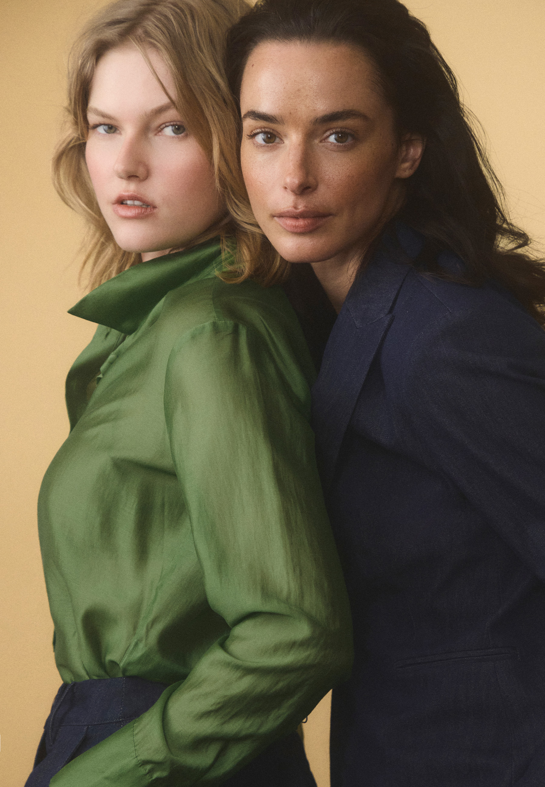 ELEGANCKA KOSZULA Z LYOCELLEM TENCEL™ - BERRA ZIELONY 2