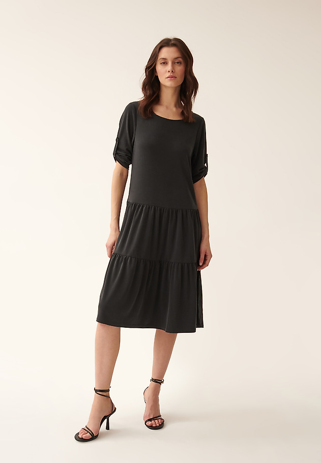 SHORT DRESS WITH A FRILL RIKSONA SHORT DRESS WITH A FRILL RIKSONA BLACK 1