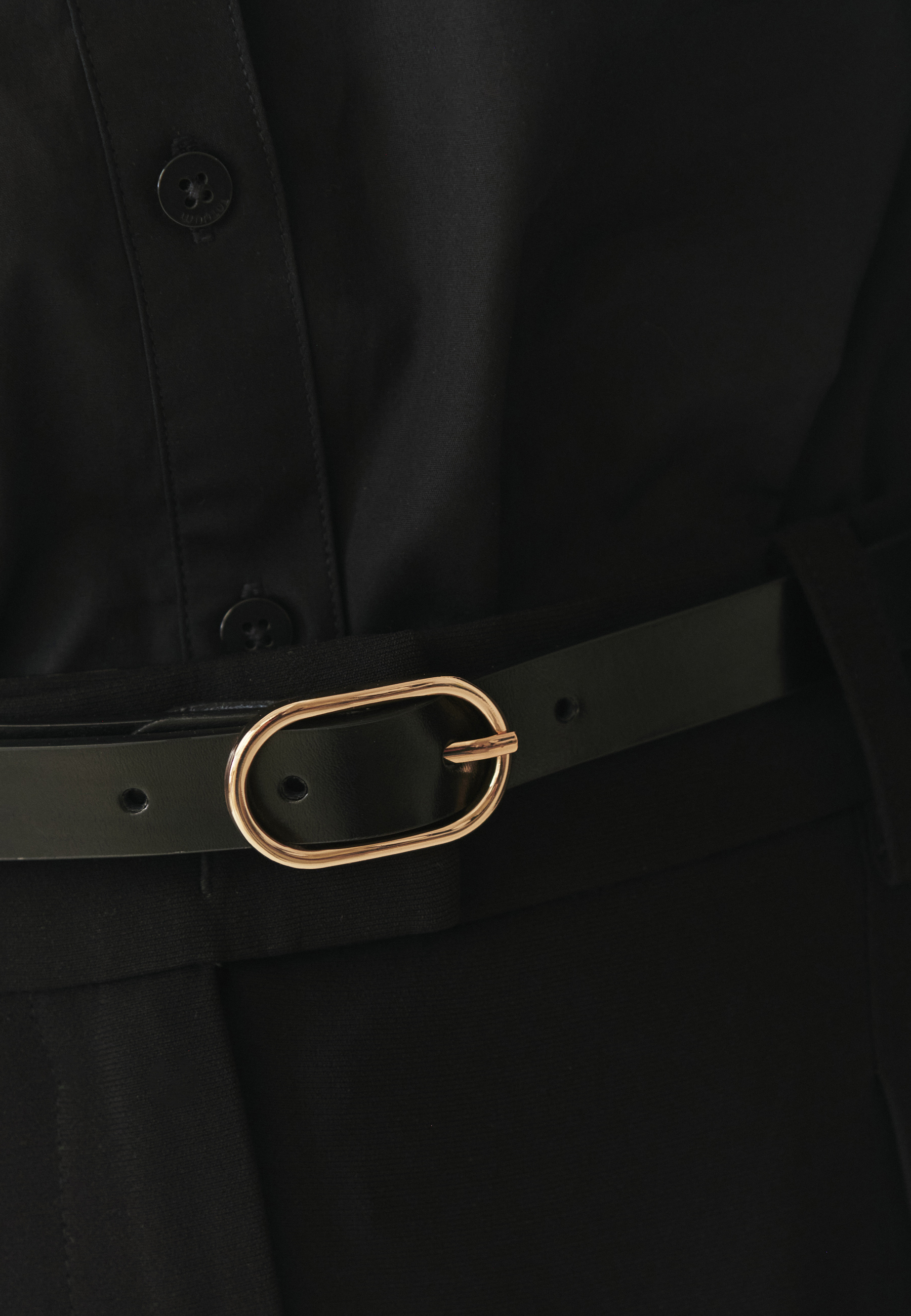 KOSTÝMOVÉ NOHAVICE VOĽNÉHO STRIHU - ULTO