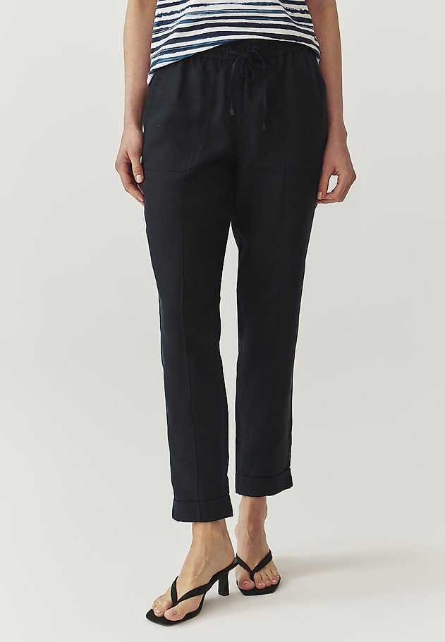 LADIES’ LINEN TROUSERS WITH STITCHED EDGES - SUMIKO LADIES’ LINEN TROUSERS WITH STITCHED EDGES - SUMIKO GRANATOWY 2
