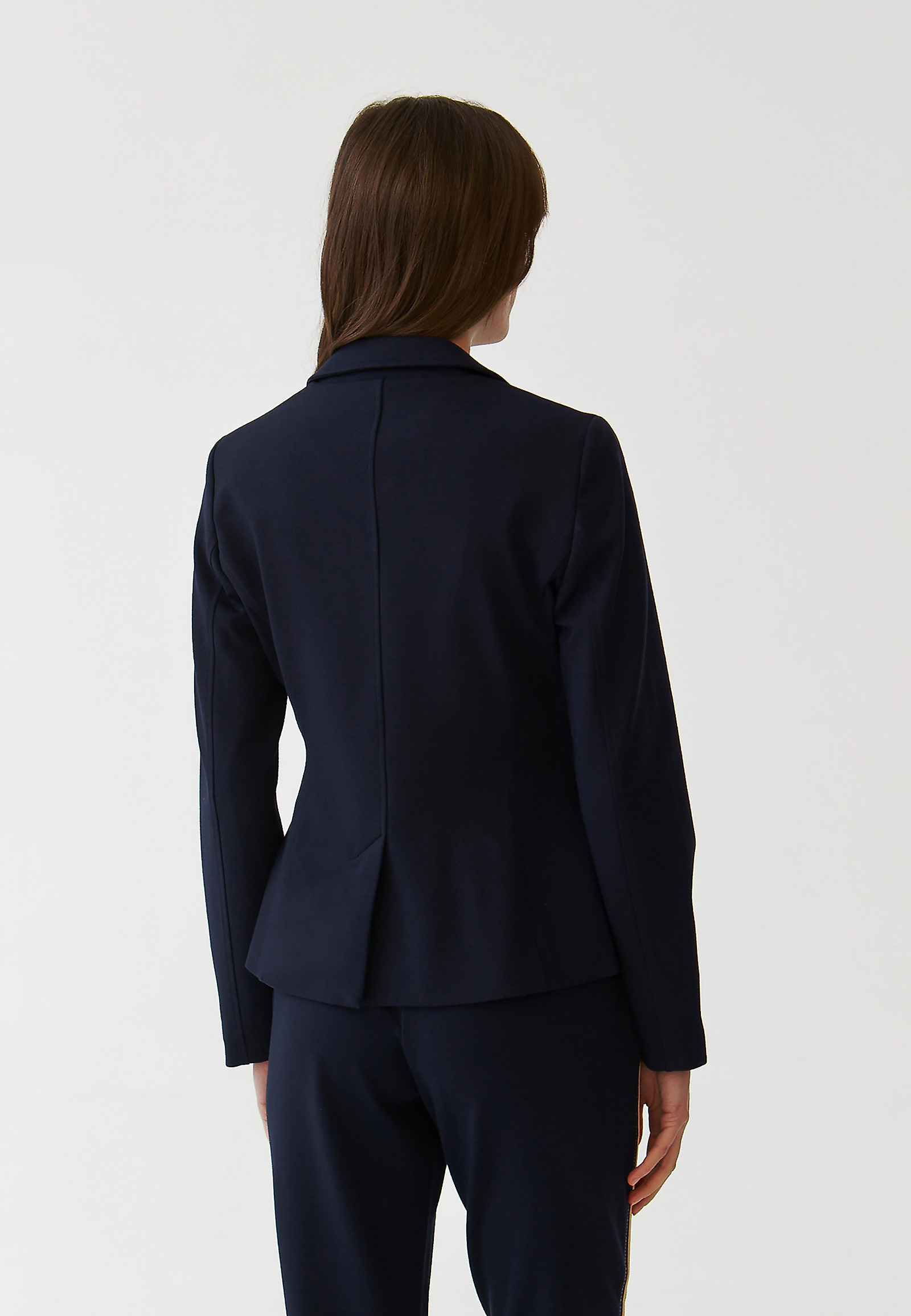 PLETENÉ SAKO S OZDOBNOU ČIPKOU – DEDERI PLETENÉ SAKO S OZDOBNOU ČIPKOU – DEDERI NÁMORNÍCKA MODRÁ 95298