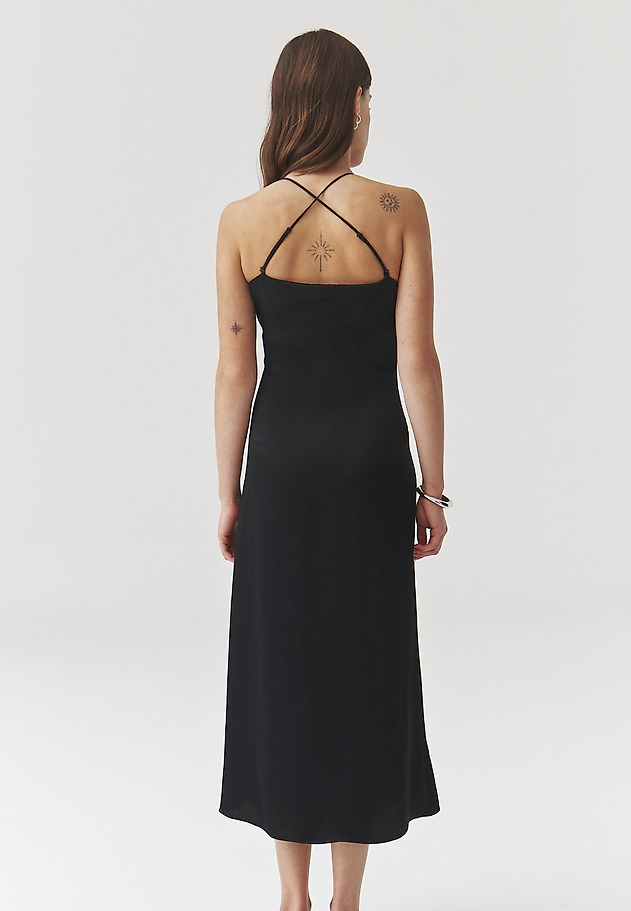 SATIN MIDI DRESS — MEI SATIN MIDI DRESS — MEI CZARNY 5