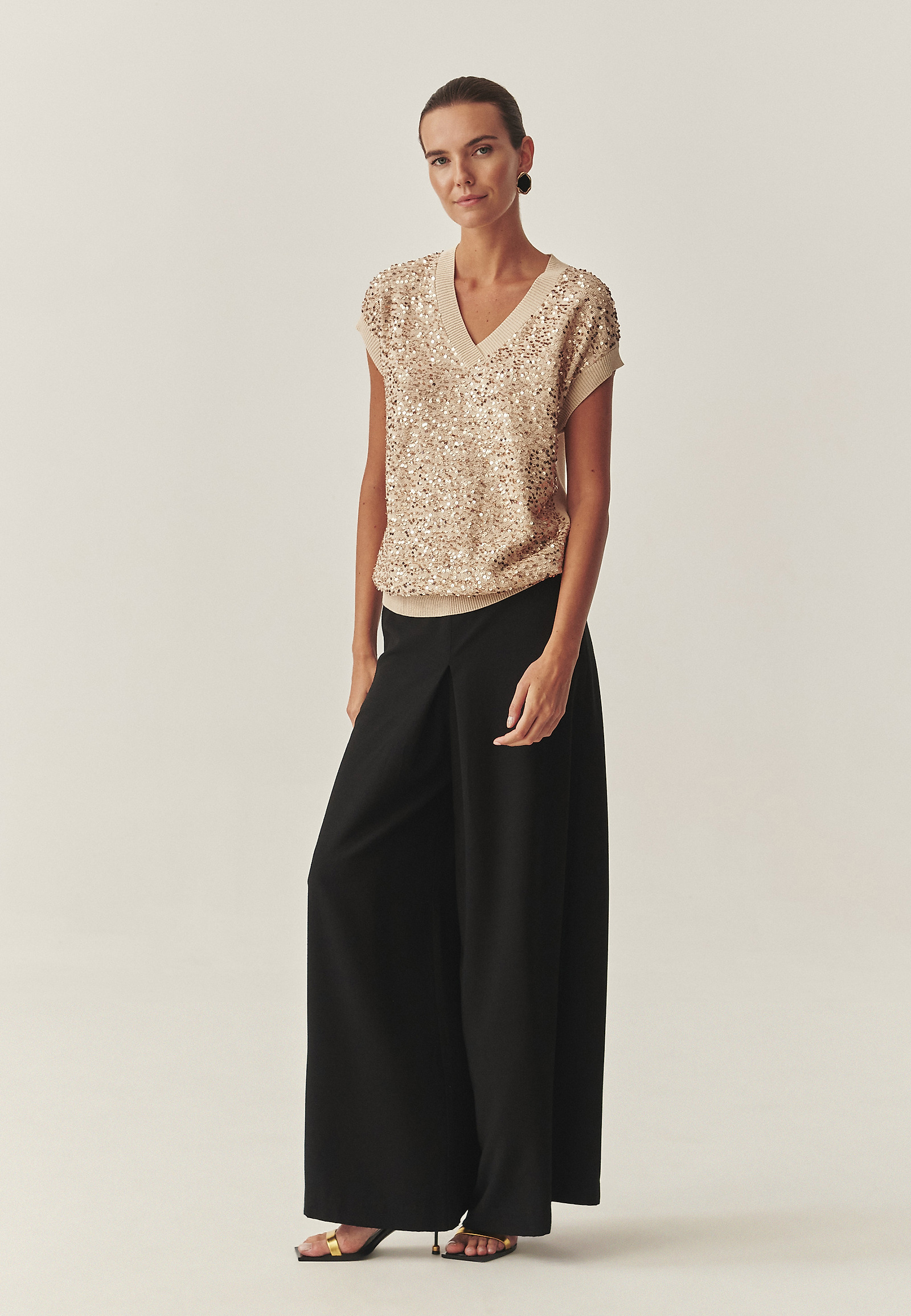 STYLISH JUMPER WITH SEQUIN DETAILS - ICOMA STYLISH JUMPER WITH SEQUIN DETAILS - ICOMA BEIGE 118308