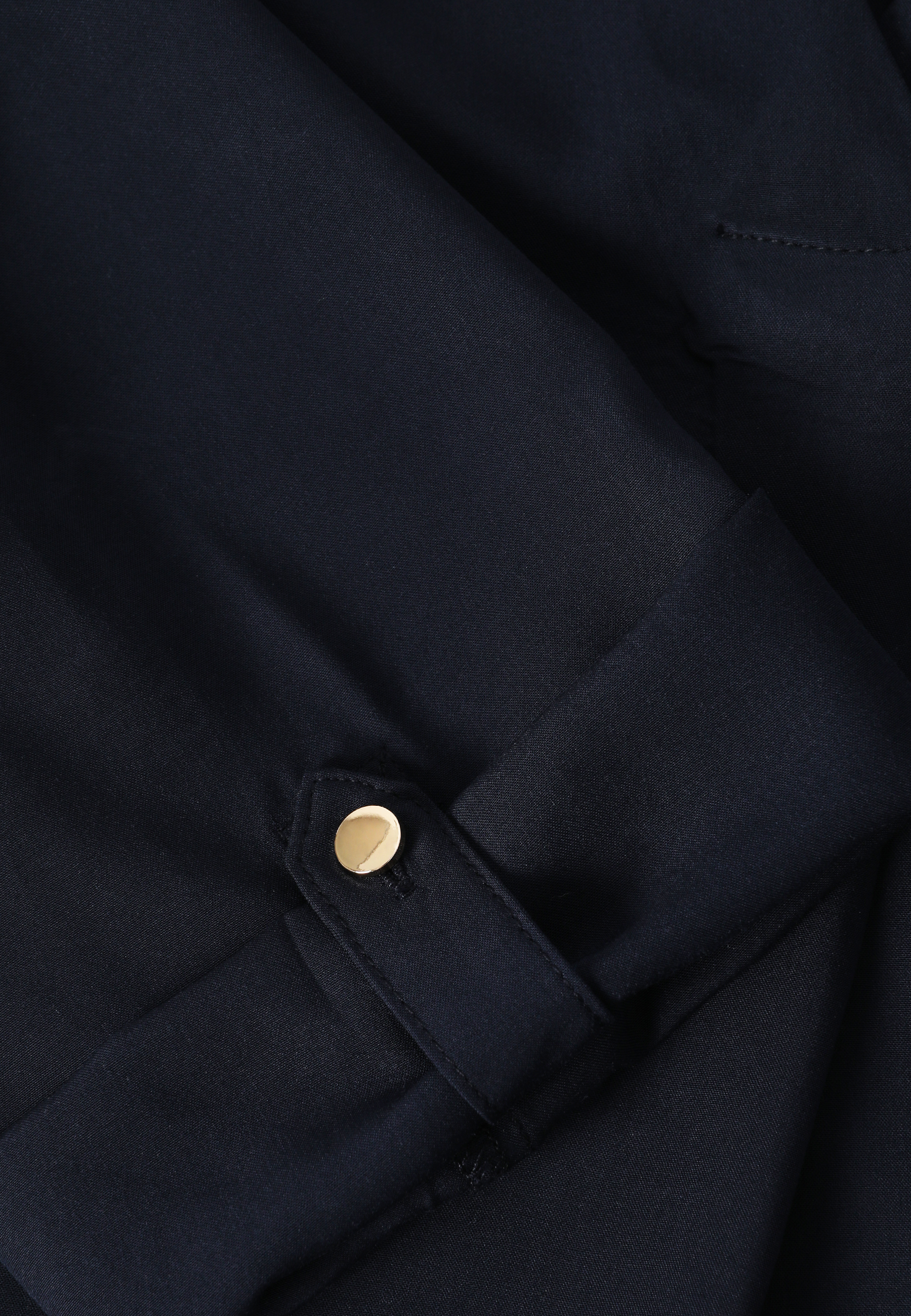 KLASYCZNA BLUZKA Z WISKOZY LENZING™ ECOVERO™ - ELMI