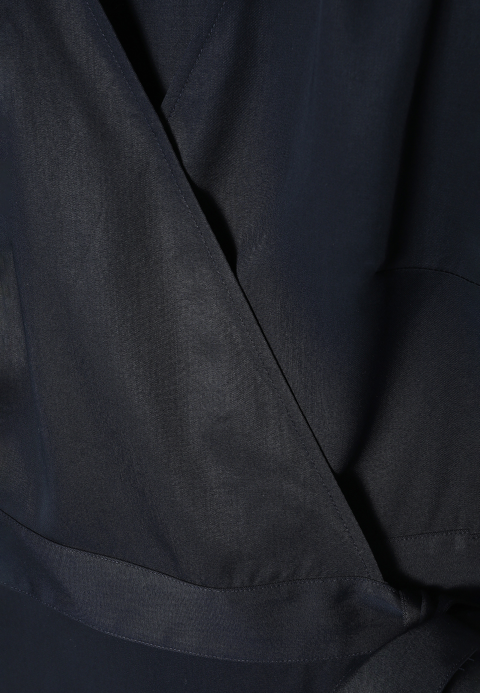 SUKIENKA KOPERTOWA Z PRZEWIEWNEGO LYOCELLU - TAKTI SUKIENKA KOPERTOWA Z PRZEWIEWNEGO LYOCELLU - TAKTI GRANATOWY 97753