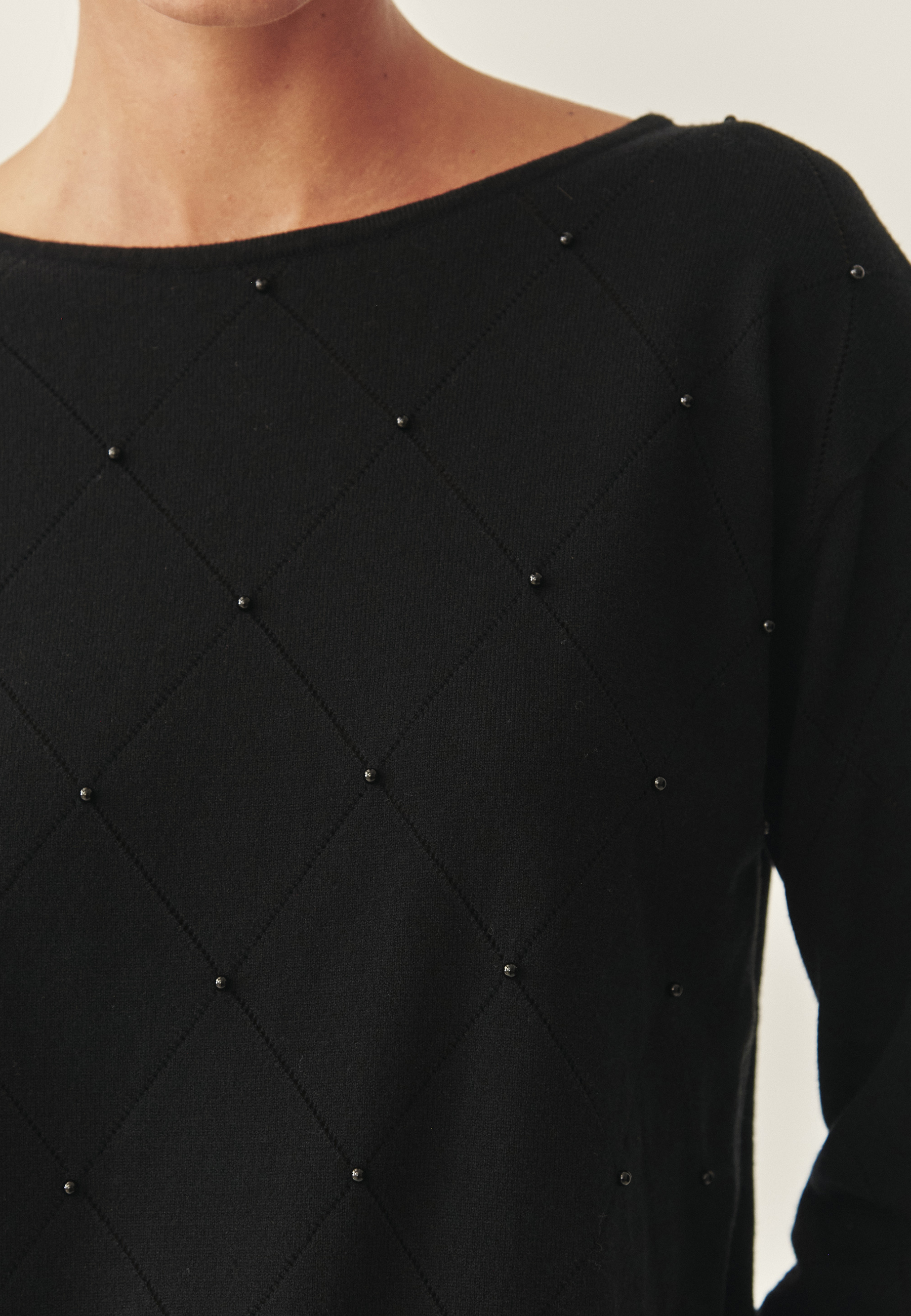 OKRASNA PULOVER S VISKOZO - AZAKI