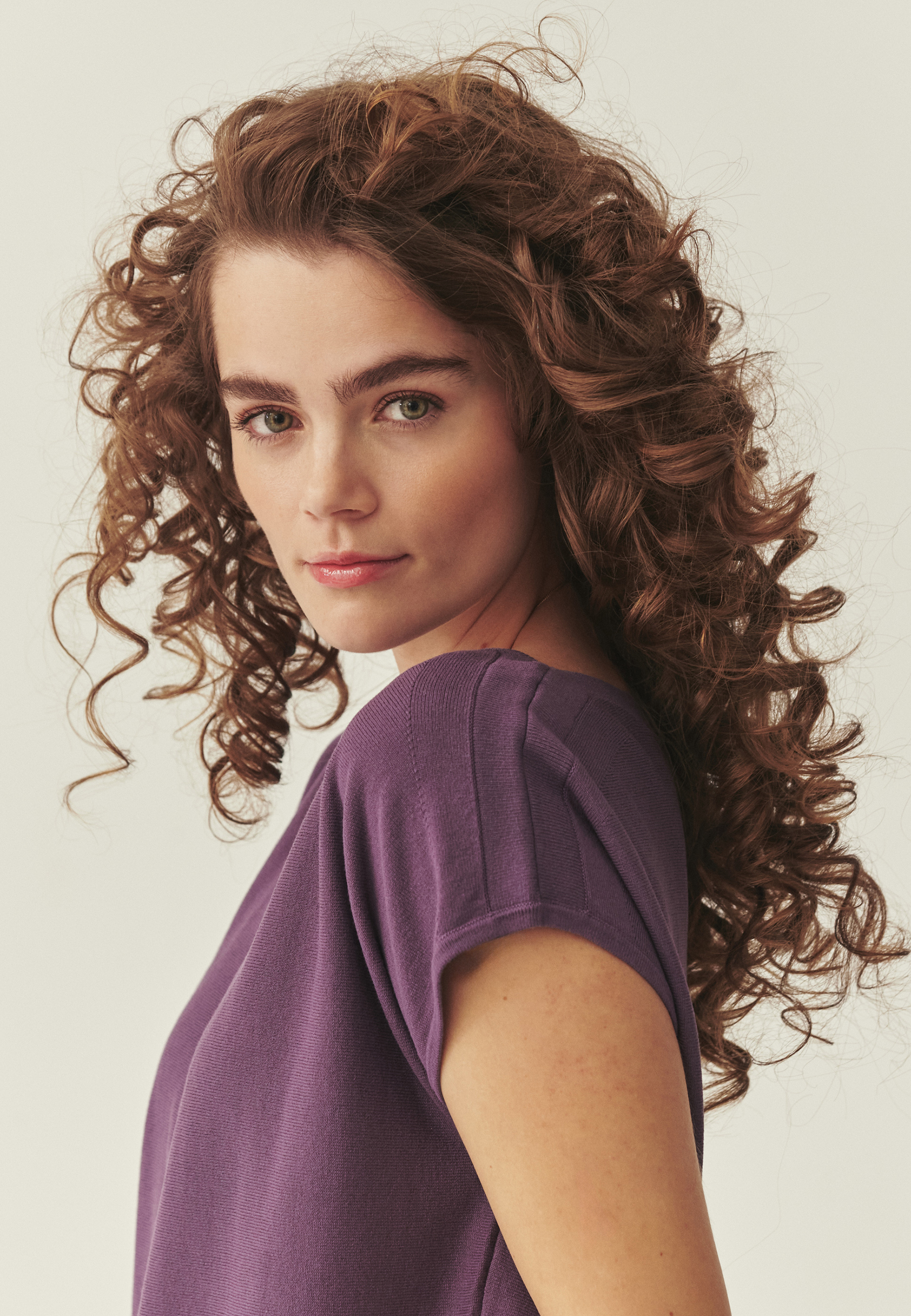 HALENKA S VISKÓZOU LENZING™ ECOVERO™ – IVENI FIALOVÁ 2