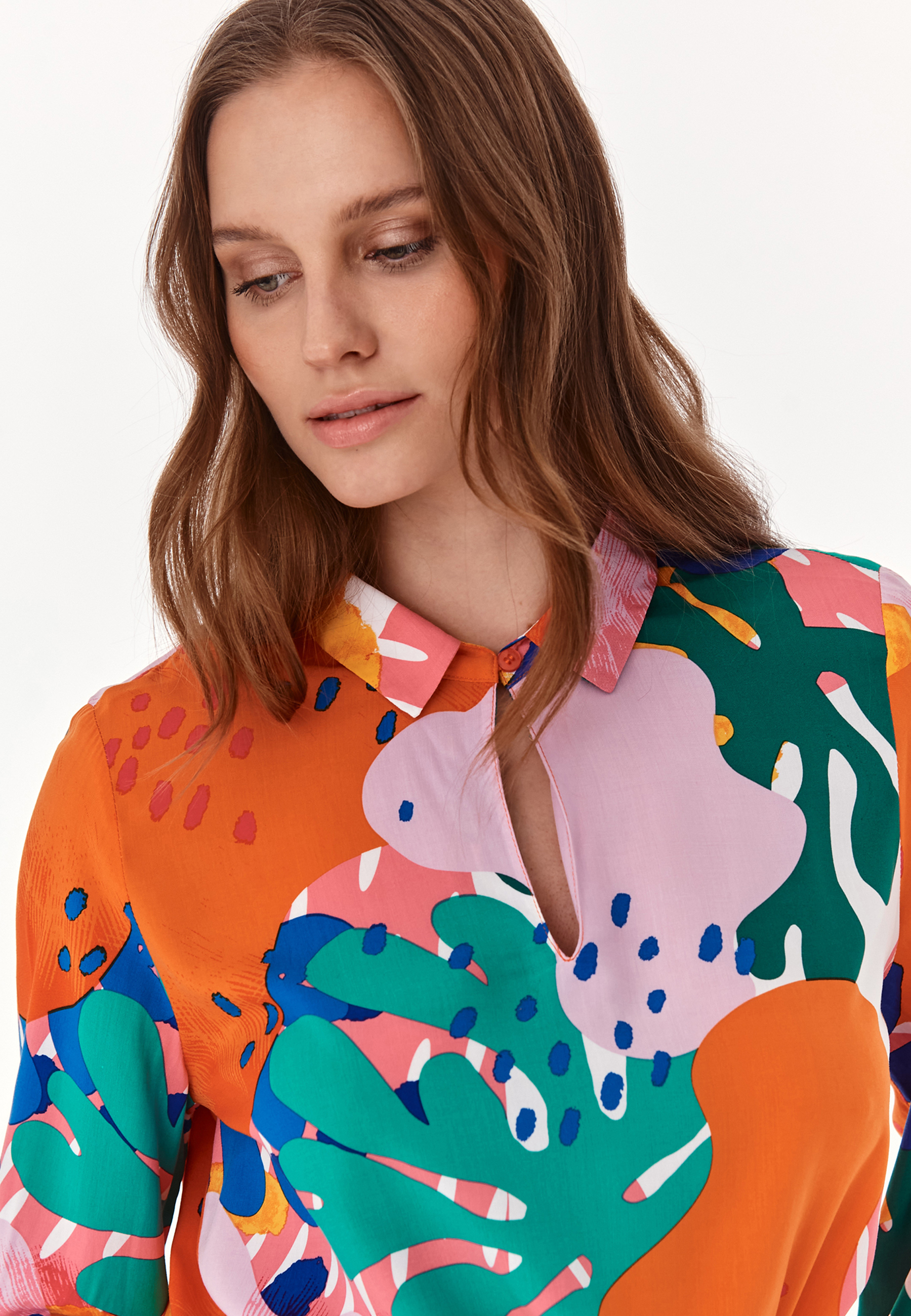 KOLEKCJA BLOOMING: WZORZYSTA BLUZKA DAMSKA LENAZJA