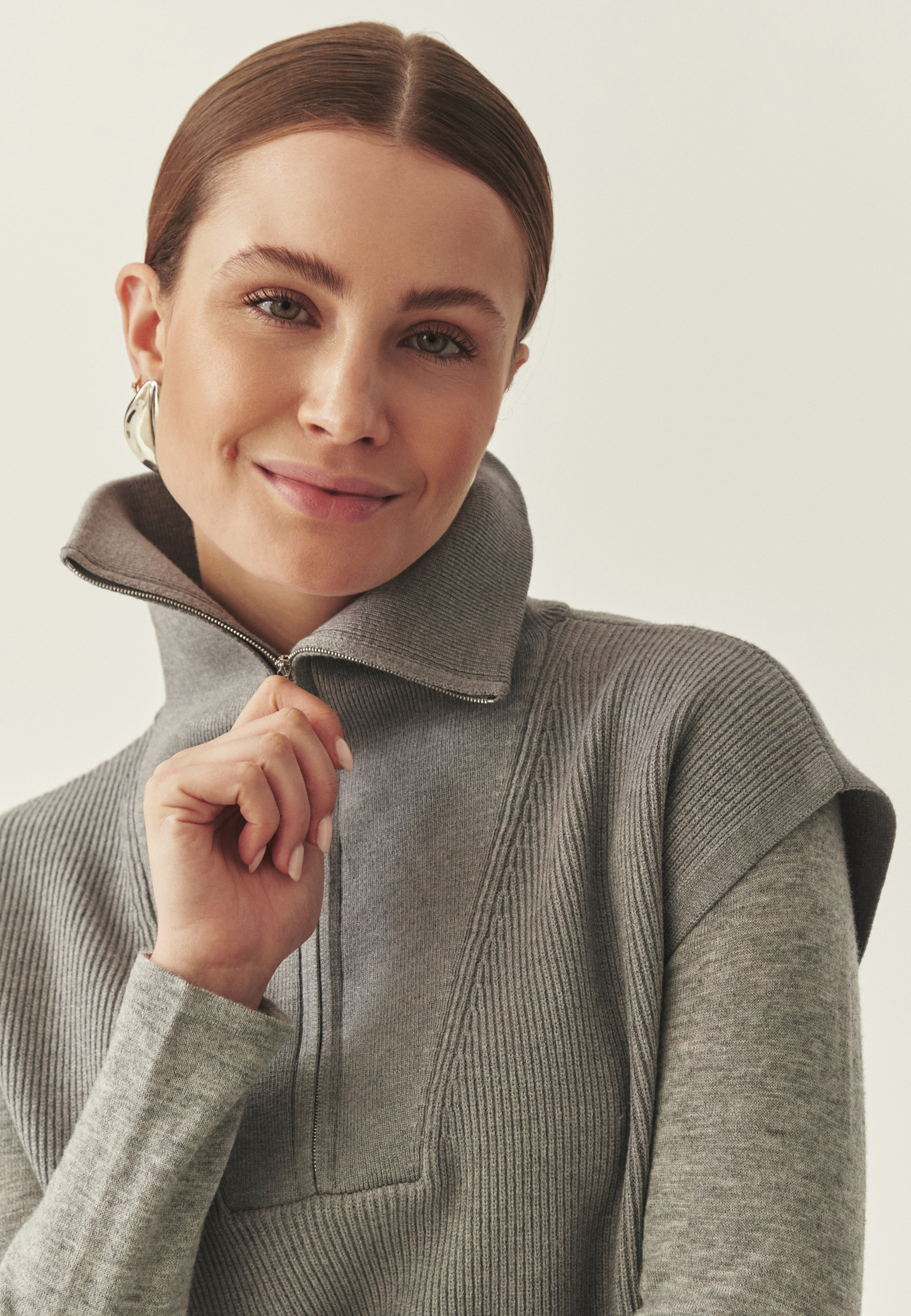 VEST WITH LENZING™ ECOVERO™ VISCOSE - MISAKI