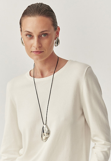 NECKLACE WITH A MASSIVE PENDANT - ELARIA NECKLACE WITH A MASSIVE PENDANT - ELARIA