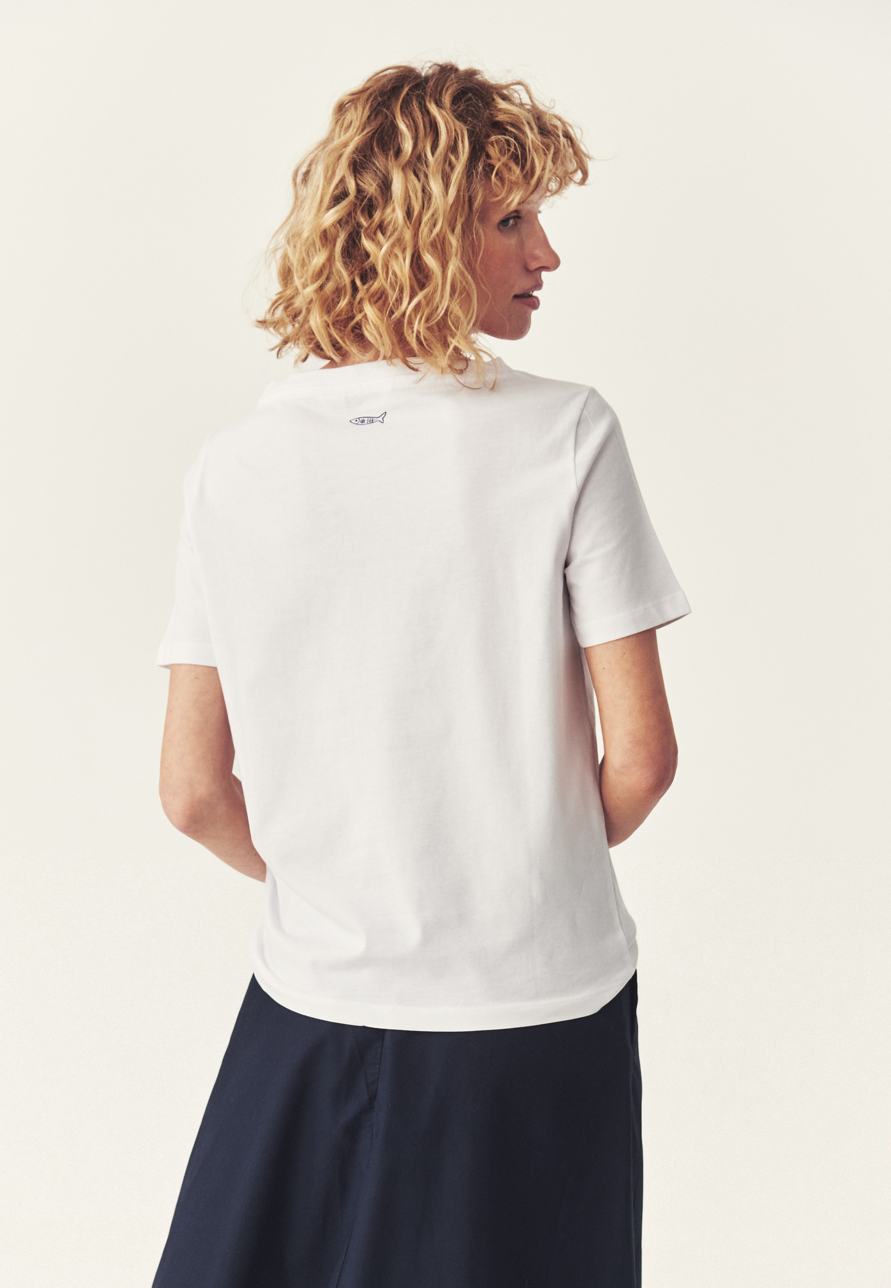 BAWEŁNIANY T-SHIRT Z KIESZONKĄ - MIRASA BIAŁY 2