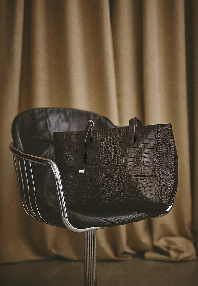 LEATHER SHOPPER BAG WITH MAKE-UP CASE - MAHOGANY LEATHER SHOPPER BAG WITH MAKE-UP CASE - MAHOGANY BROWN 1