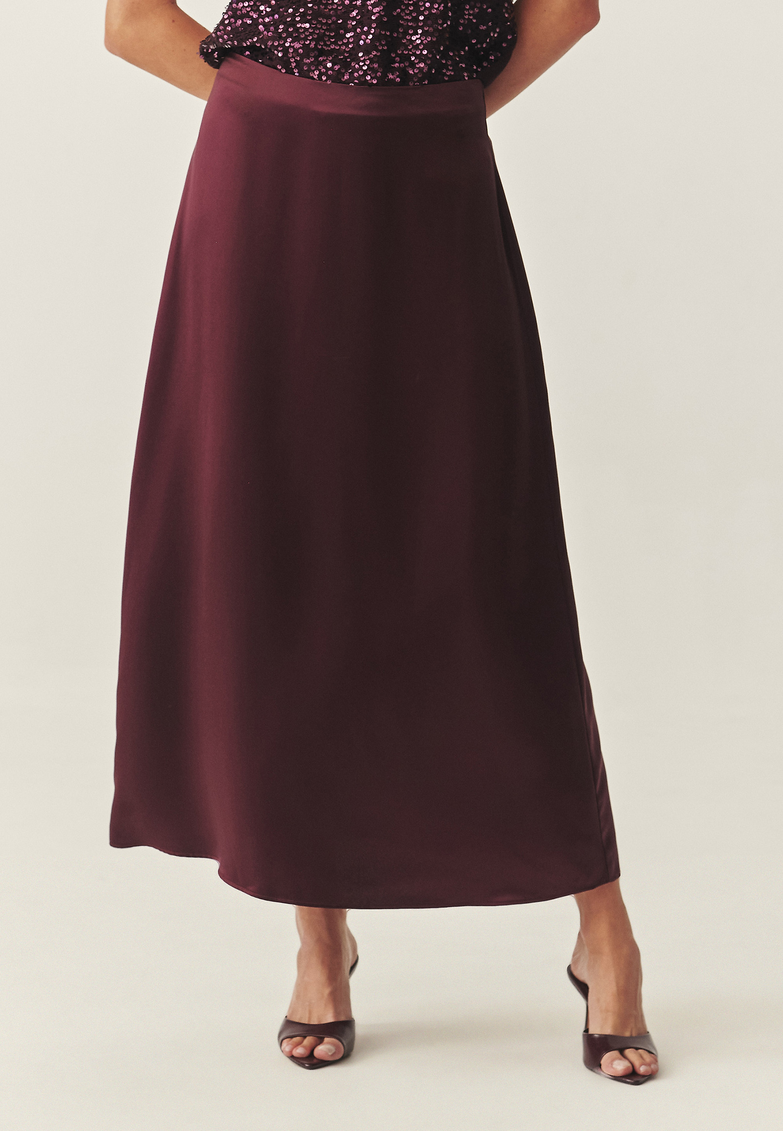 SATYNOWA SPÓDNICA MAXI - LUKSA SATYNOWA SPÓDNICA MAXI - LUKSA CZERWONY 118393