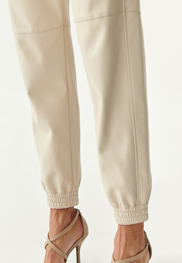 LADIES' FAUX LEATHER TROUSERS LEDI LADIES' FAUX LEATHER TROUSERS LEDI ECRU 4