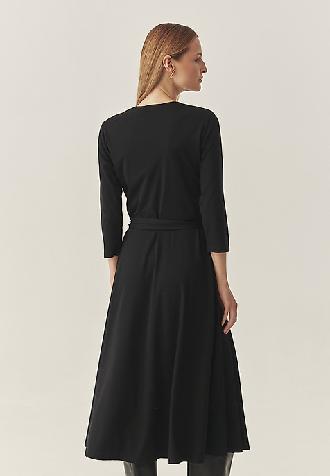FABRIC DRESS WITH CREASE AND 3/4 SLEEVES — FINCA BLACK 2