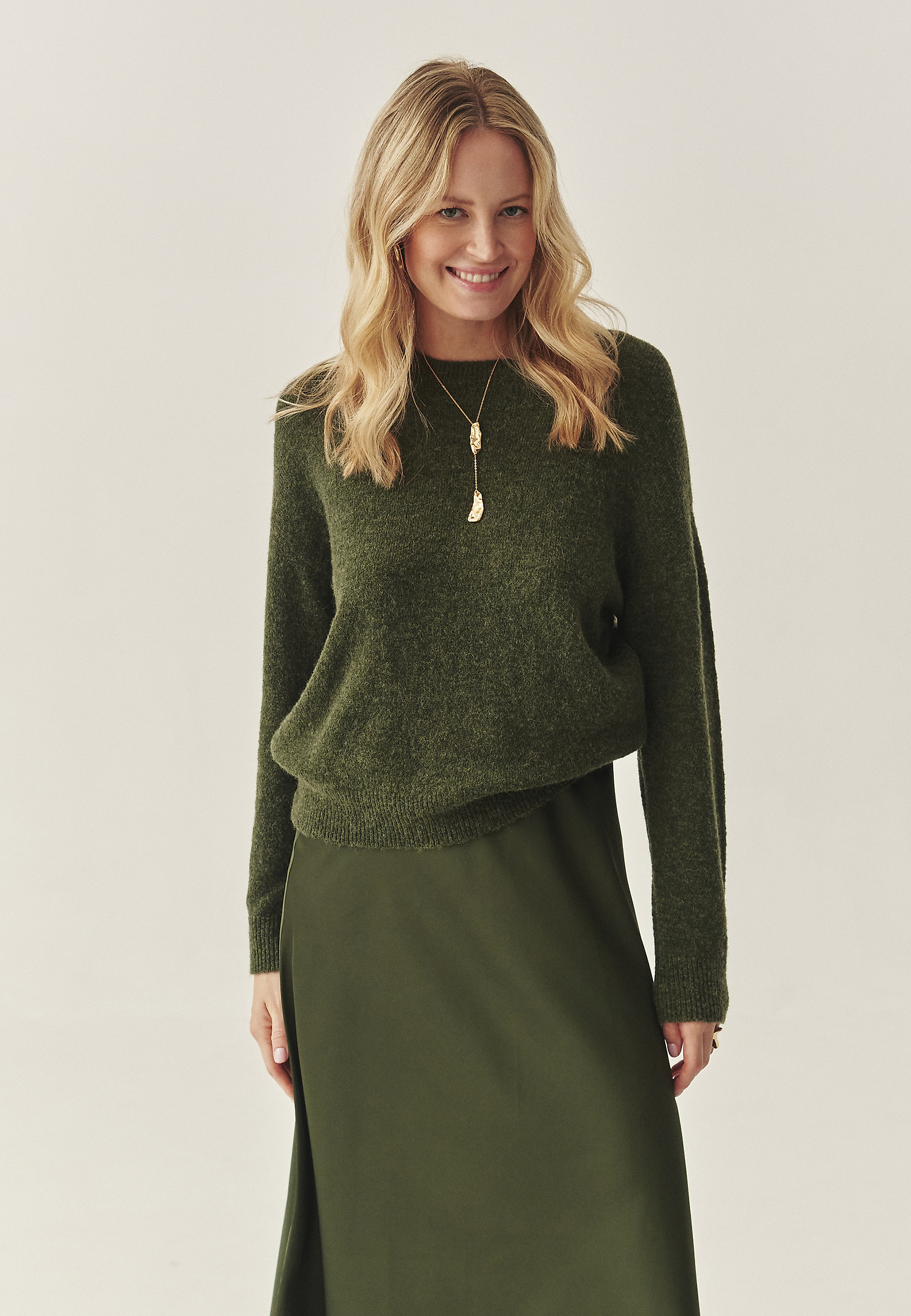 SWETER Z WEŁNĄ I ALPAKĄ - NELL SWETER Z WEŁNĄ I ALPAKĄ - NELL ZIELONY 117493