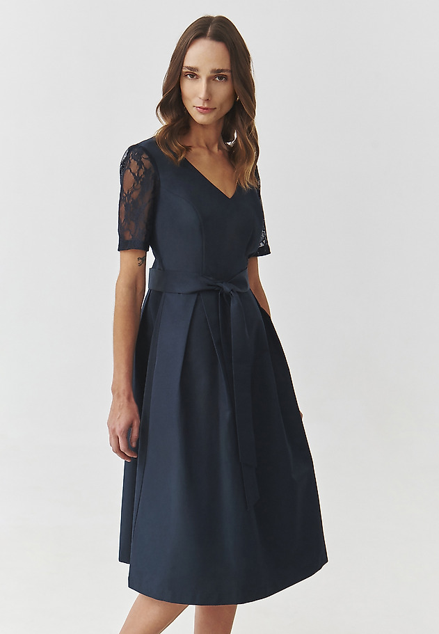 FLARED MIDI DRESS WITH LACE SLEEVES — DUSTY FLARED MIDI DRESS WITH LACE SLEEVES — DUSTY GRANATOWY 1
