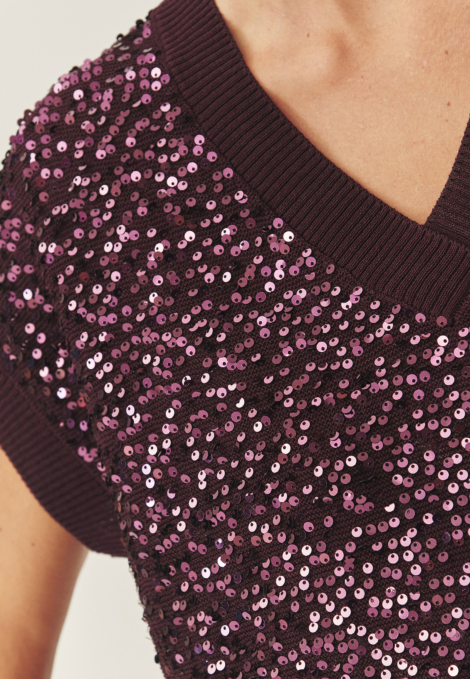 STYLISH JUMPER WITH SEQUIN DETAILS - ICOMA STYLISH JUMPER WITH SEQUIN DETAILS - ICOMA RED 118317