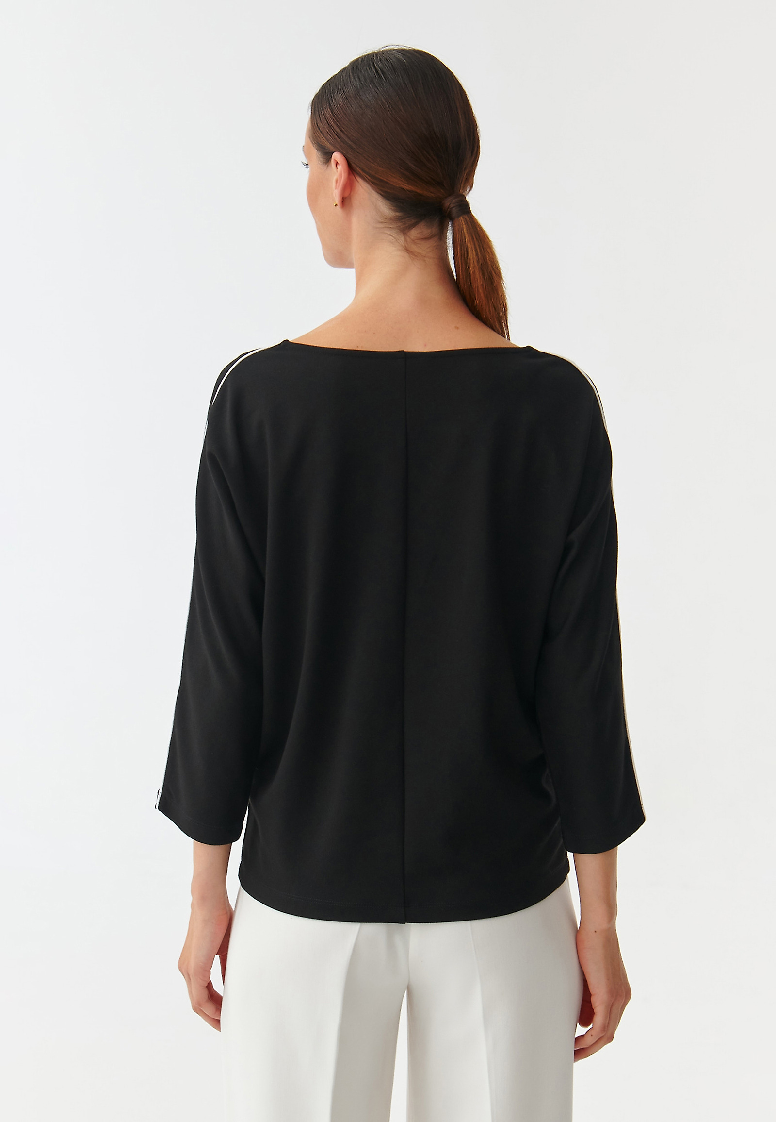 HÖLGYBLOUSE DÍSZÍTETT CSIPKÉVEL MOTOLIKA HÖLGYBLOUSE DÍSZÍTETT CSIPKÉVEL MOTOLIKA FEKETE 91577