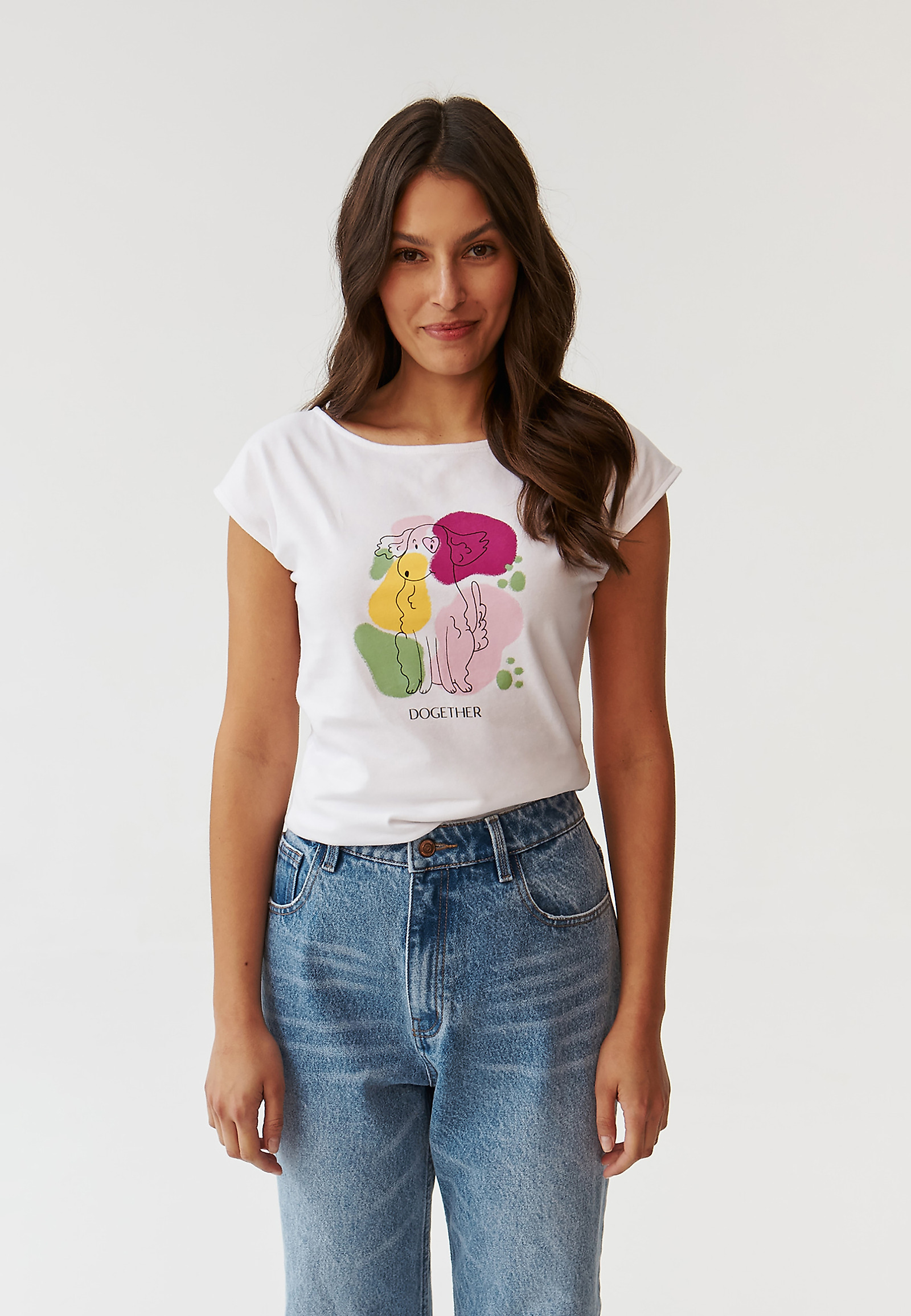 DOPASOWANY T-SHIRT DAMSKI Z MIEJSCOWYM NADRUKIEM - AMANDA 3 DOPASOWANY T-SHIRT DAMSKI Z MIEJSCOWYM NADRUKIEM - AMANDA 3 BIAŁY 103204
