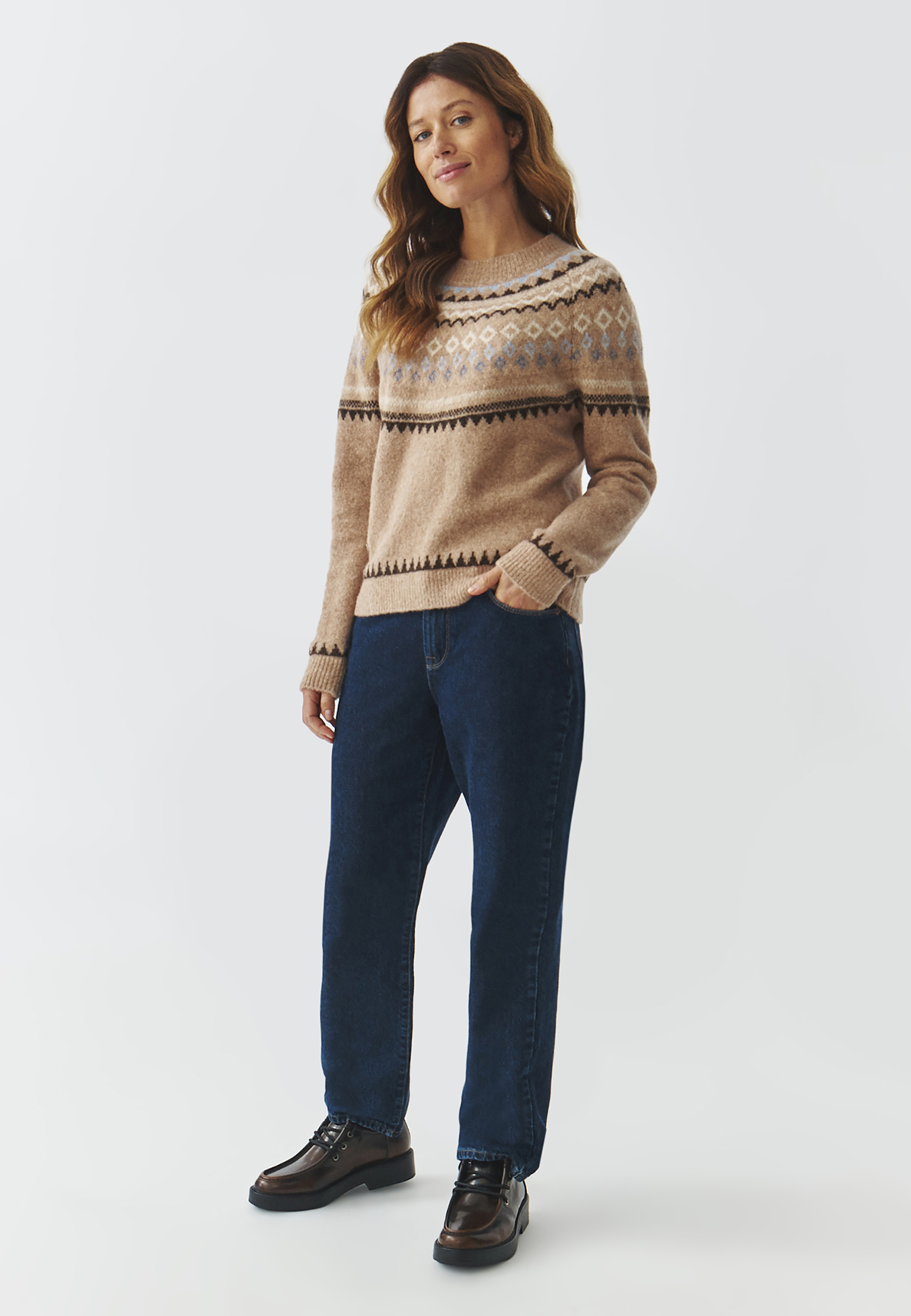 WEŁNIANY SWETER DAMSKI Z FINEZYJNYM WZOREM — ALICE MULTIKOLOR 2