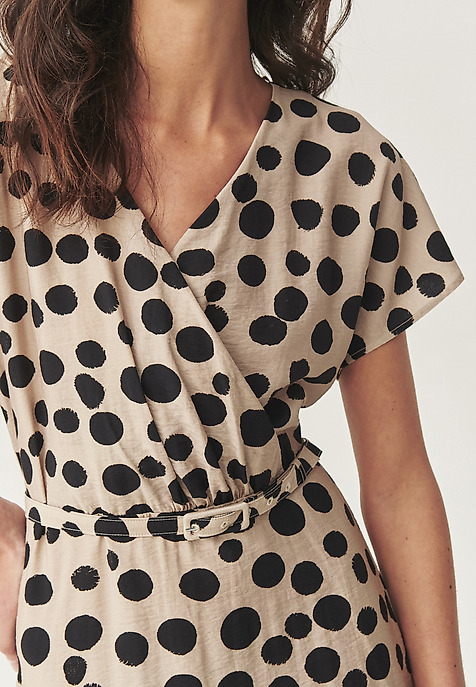 KOPERTOWA SUKIENKA MIDI Z AUTORSKIM WZOREM - MONESTA BEŻOWY 2